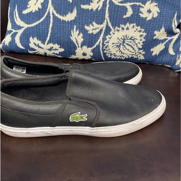 Lacoste Other - Lacoste Leather Pull On Sneakers Sz 9.5